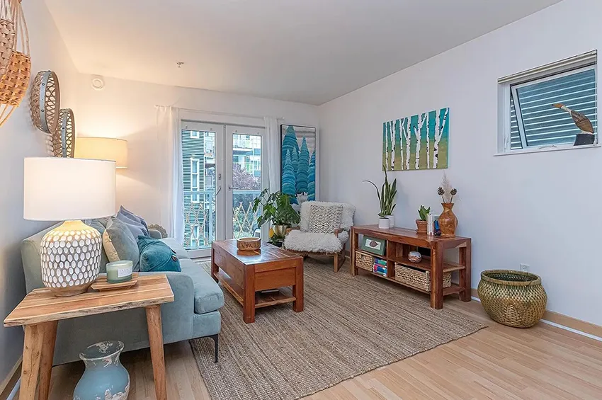 Downsizing Properties Downsizing Properties Service Description 850 X 565 Victoria Hoem Owner - Top Realtor | British Columbia